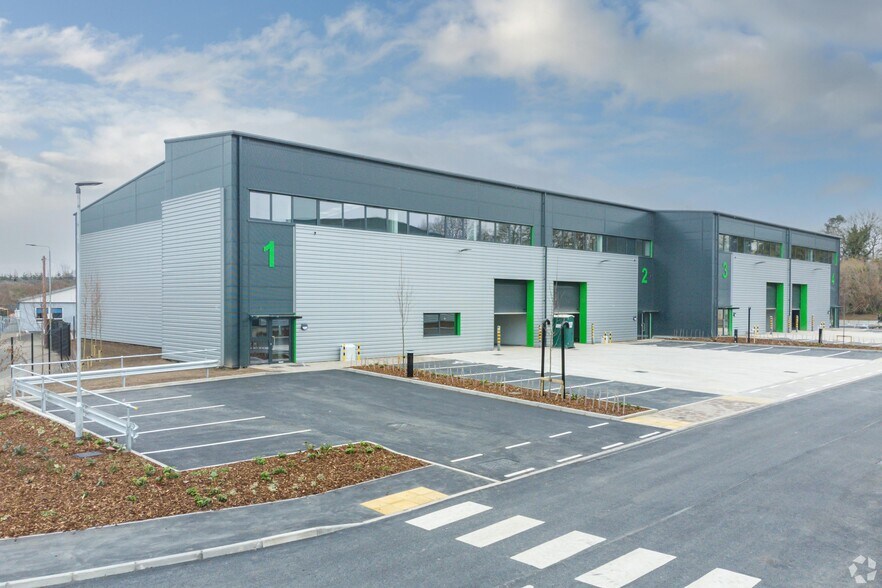 Magna Rd, Wigston à louer - Photo de l’immeuble – Image 2 sur 18