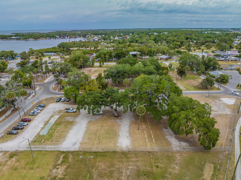 Parking Lot On U.S. 19! portefeuille de 2 biens à vendre sur LoopNet.fr - Photo de l’immeuble – Image 3 sur 13