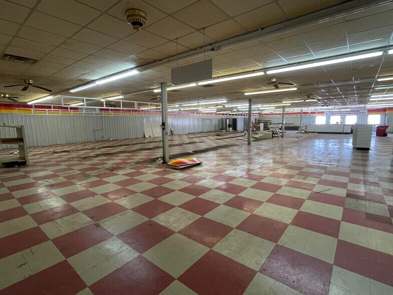 310 Richmond Rd N, Berea, KY à vendre - Photo intérieure – Image 2 sur 8