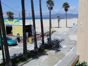 3015 Ocean Front Walk, Venice, CA à louer Photo intérieure– Image 2 sur 5