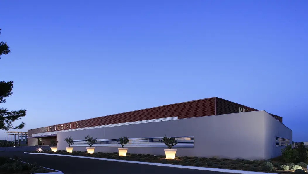 1 Avenue De La Fontanisse, Gallargues-le-Montueux à louer Photo de l’immeuble– Image 1 sur 7