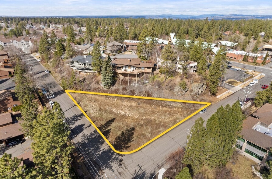 2101 30th ave, Spokane, WA à vendre - Photo de l’immeuble – Image 2 sur 8