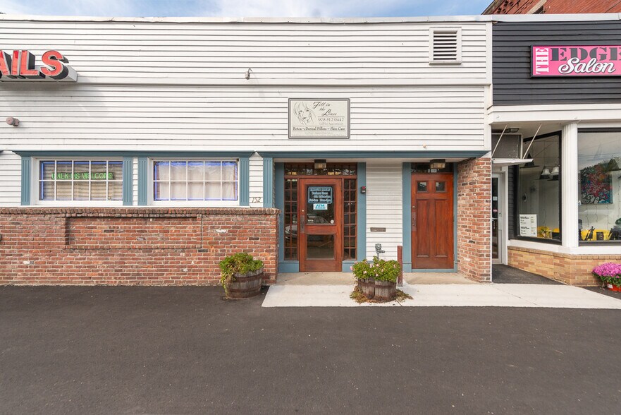 152 Main St, Pepperell, MA à louer - Photo de l’immeuble – Image 2 sur 10
