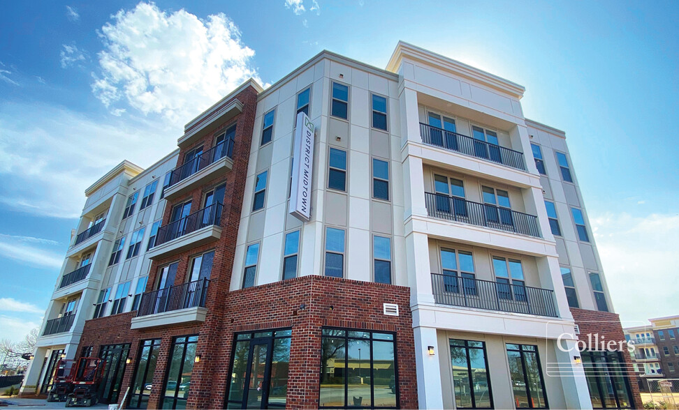 500 Congaree Rd, Greenville, SC à louer - Photo de l’immeuble – Image 3 sur 7