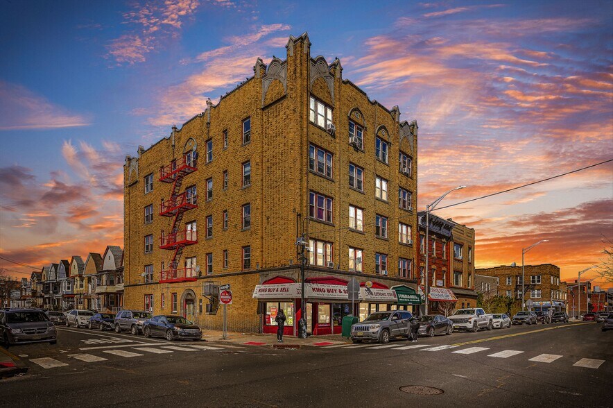 190-192 Van Nostrand Ave, Jersey City, NJ à vendre - Photo principale – Image 1 sur 2