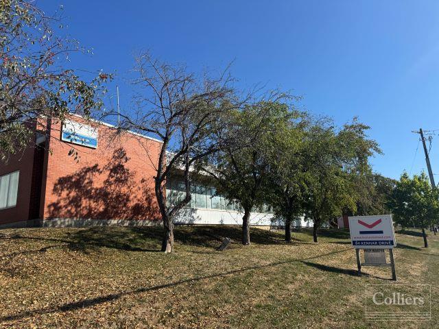 84 Kenhar Dr, Toronto, ON à louer Photo de l’immeuble– Image 1 sur 4