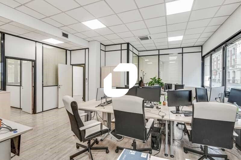 Bureau dans Levallois-Perret à louer - Photo intérieure – Image 3 sur 7
