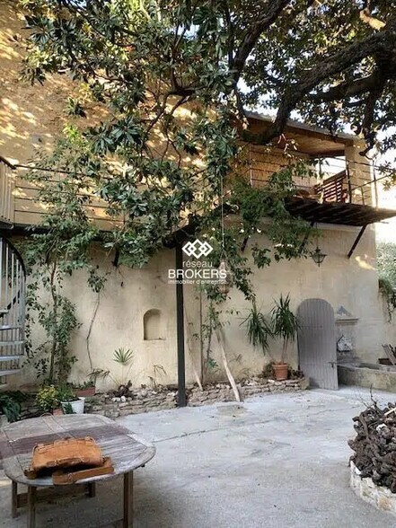 Local commercial dans Orange à vendre - Photo de l’immeuble – Image 2 sur 30