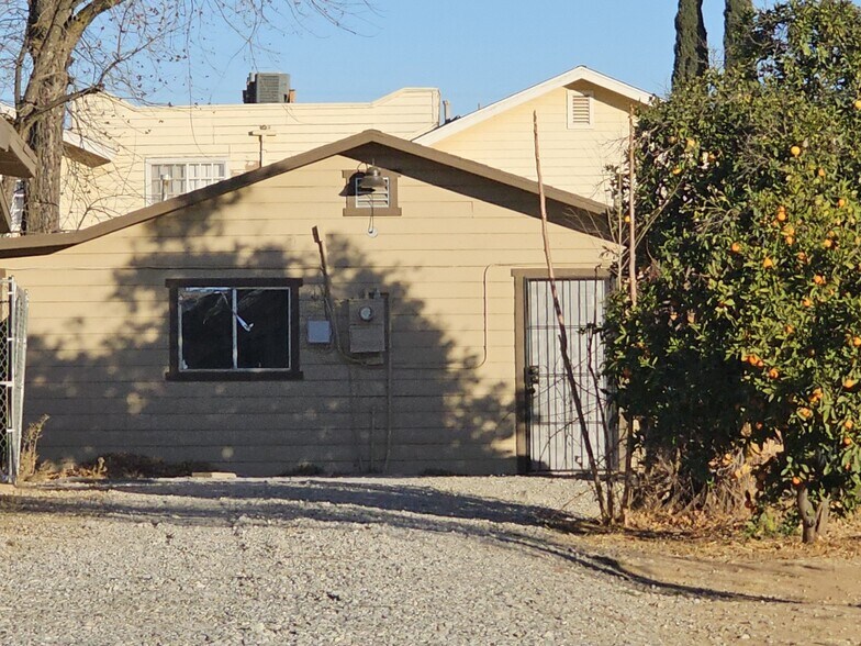 830 Pennsylvania Ave, Beaumont, CA à vendre - Photo de l’immeuble – Image 2 sur 11