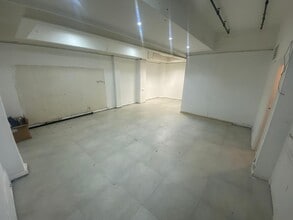 Local commercial dans Madrid, Madrid à louer Photo intérieure– Image 2 sur 4