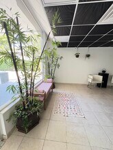 4242 N Federal Hwy, Fort Lauderdale, FL à louer Photo intérieure– Image 2 sur 7