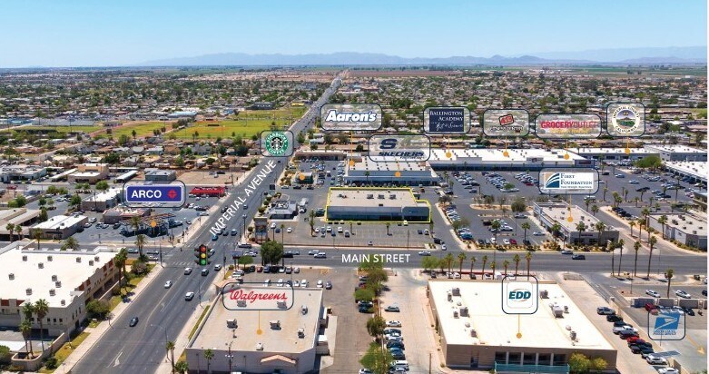 1501 W Main St, El Centro, CA à vendre - Photo de l’immeuble – Image 2 sur 8
