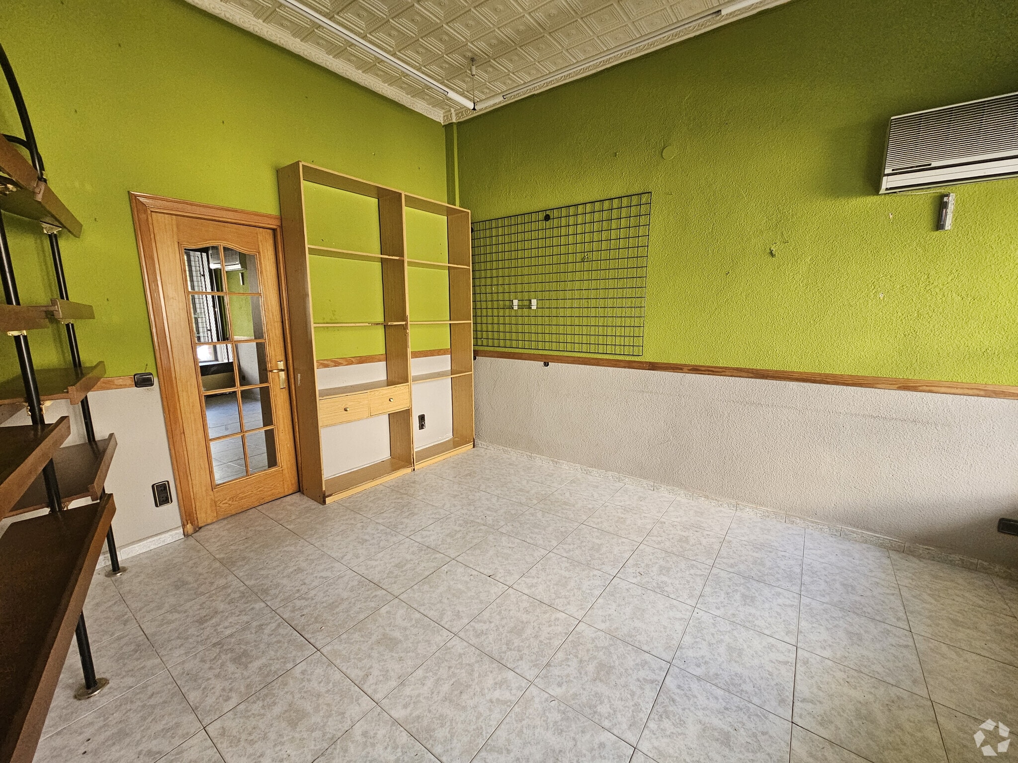 Local commercial dans Quintanar de la Orden, Toledo à louer Photo intérieure– Image 1 sur 6