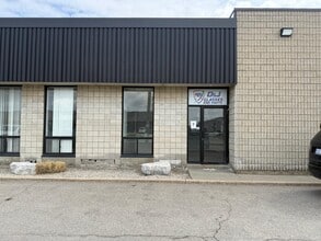 80 Hale Rd, Brampton, ON à louer Photo de l’immeuble– Image 1 sur 4