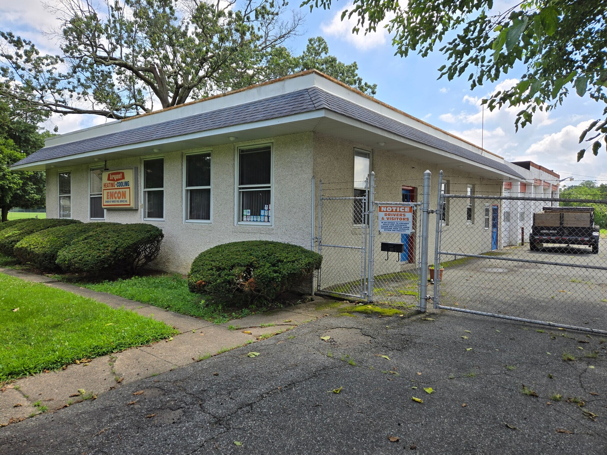 301 Kuser Rd, Hamilton, NJ à vendre Photo principale– Image 1 sur 3