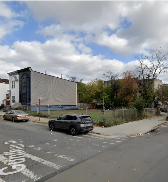 2081 Atlantic Ave, Brooklyn, NY à vendre - Photo de l’immeuble – Image 1 sur 6