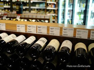 Plus de détails pour Local commercial à louer