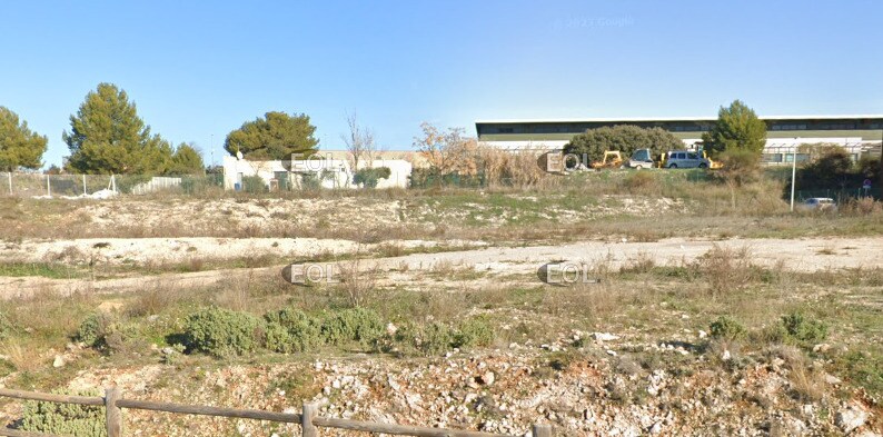 Terrain dans Lambesc à louer Plan de site– Image 1 sur 2