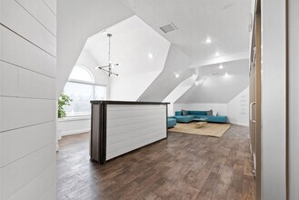 3521 N University Ave, Provo, UT à louer Photo intérieure– Image 1 sur 10