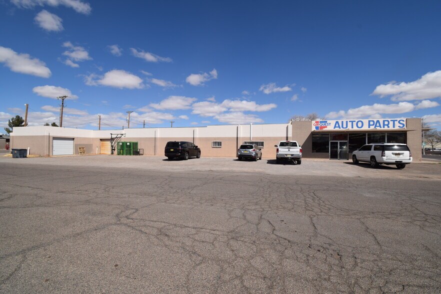 301 E Pine St, Deming, NM à vendre - Photo de l’immeuble – Image 2 sur 34