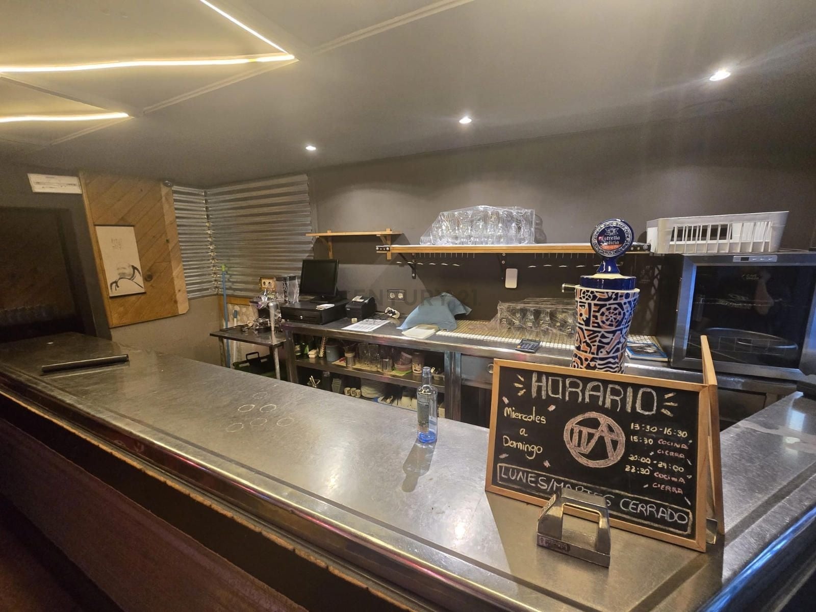 Local commercial dans Barcelone, Barcelona à louer Photo intérieure– Image 1 sur 12