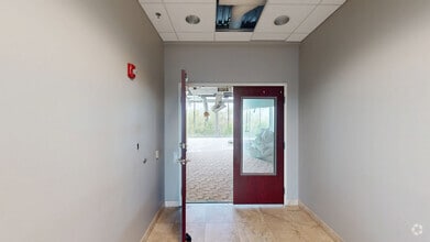2700 SE S St, Bentonville, AR à louer Numérisation 3D Matterport– Image 1 sur 7
