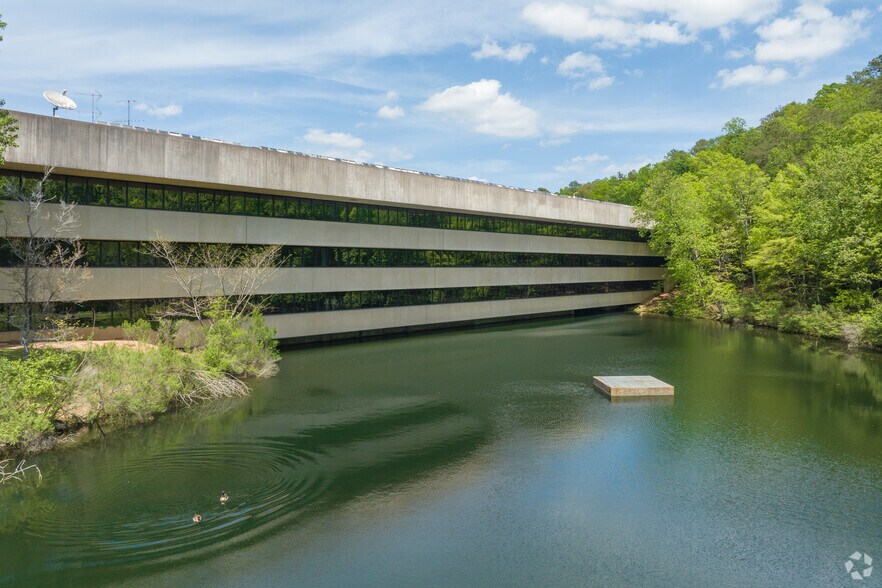 3196 Highway 280 S, Birmingham, AL à louer - Photo principale – Image 1 sur 5