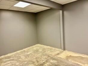 12035 Shiloh Rd, Dallas, TX à louer Photo intérieure– Image 2 sur 2