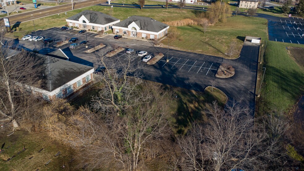 5024 N Illinois St, Fairview Heights, IL à vendre - Photo de l’immeuble – Image 2 sur 5
