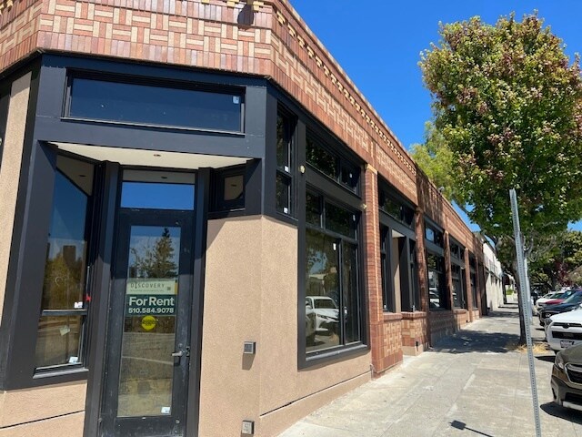 1401-1413 Solano Ave, Albany, CA à louer Photo principale– Image 1 sur 9