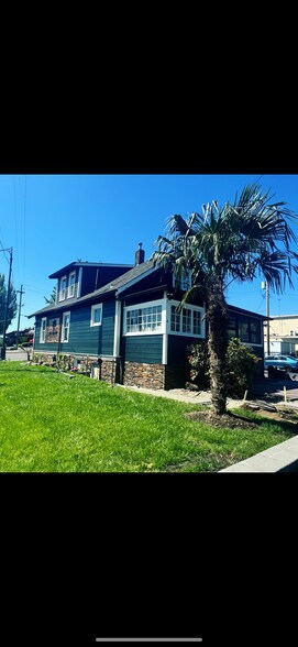 10910 NE Fourth Plain Blvd, Vancouver, WA à vendre - Photo de l’immeuble – Image 2 sur 20