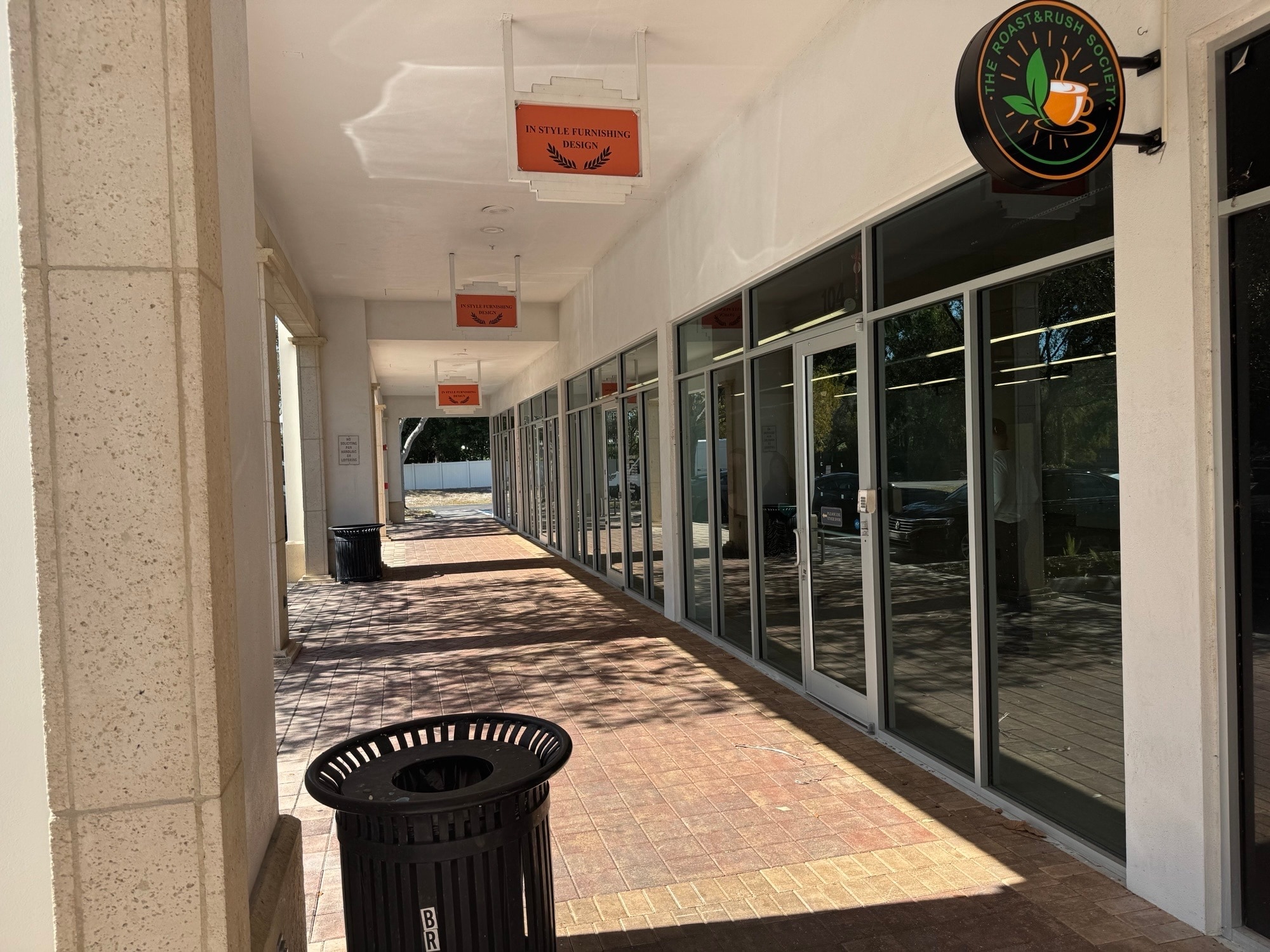 15495 Tamiami Trl N, Naples, FL à louer Photo de l’immeuble– Image 1 sur 6