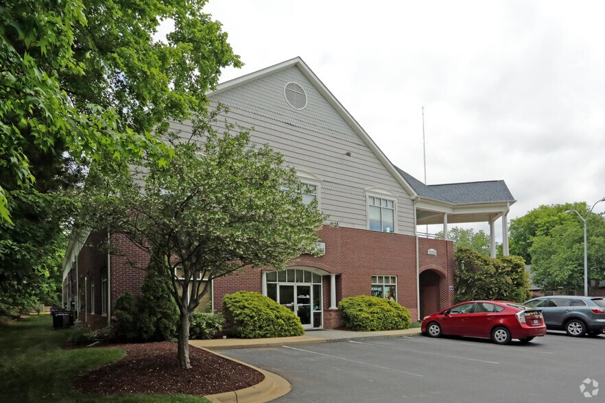 10224 Durant Rd, Raleigh, NC à louer - Photo de l’immeuble – Image 3 sur 7