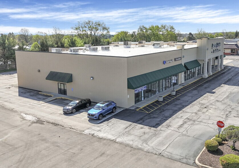 832-840 N Lexington Springmill Rd, Mansfield, OH à louer - Photo de l’immeuble – Image 2 sur 13