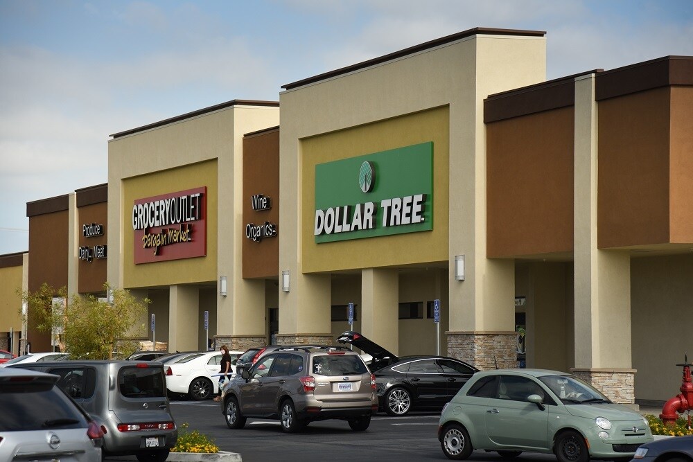 1804-1888 N Placentia Ave, Placentia, CA à louer Photo principale– Image 1 sur 28