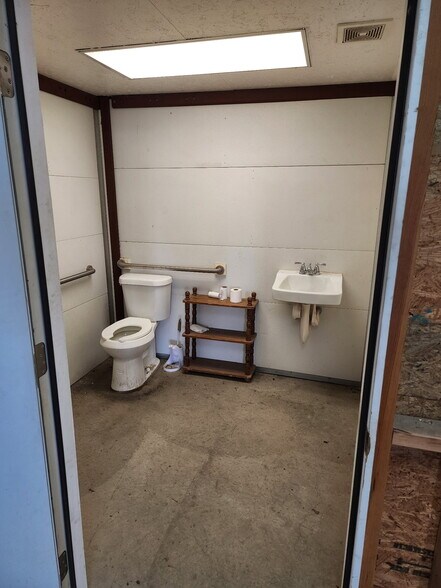 2307 SW I Ave, Lawton, OK à vendre - Photo de l’immeuble – Image 3 sur 8
