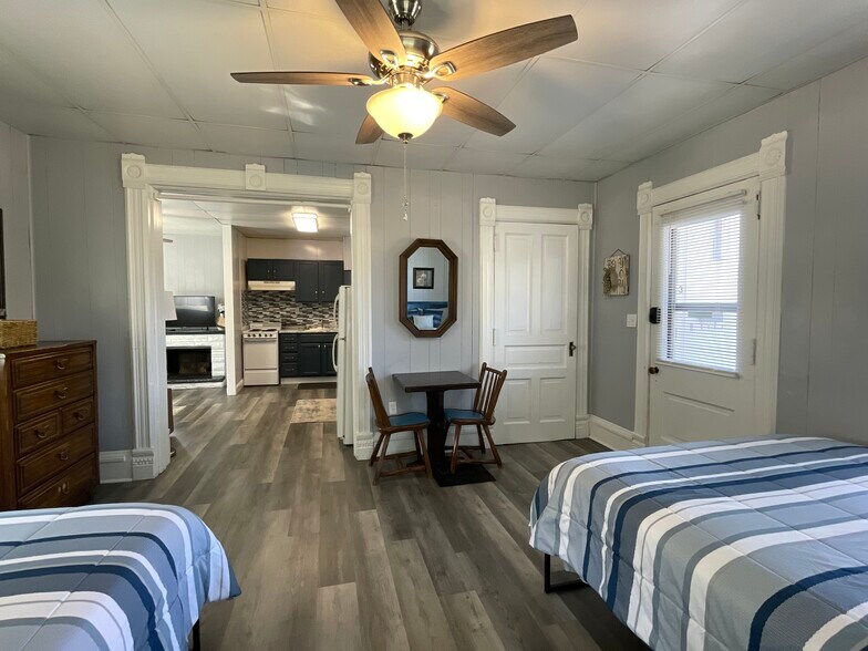 804 S Main St, Canton, IL à vendre - Photo de l’immeuble – Image 3 sur 22