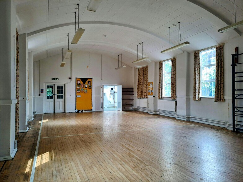 Orchard Gardens, Chichester à vendre - Photo de l’immeuble – Image 2 sur 14