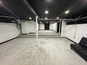 115-237 E 2nd St, Pomona, CA à louer Photo de l’immeuble– Image 1 sur 5