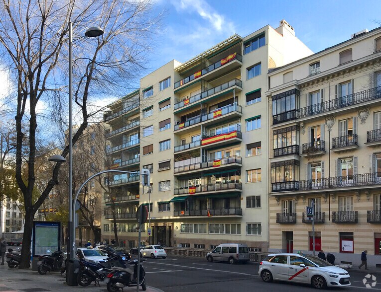 Bureau dans Madrid, Madrid à louer - Photo de l’immeuble – Image 1 sur 2
