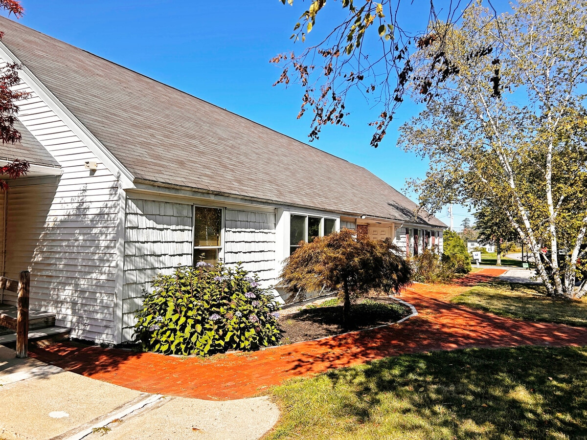 2 Medical Center Dr, Biddeford, ME 04005 - Lot 3 - - Photo intérieure - Image 2 of 8