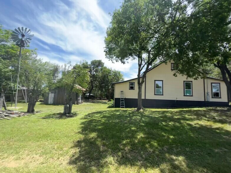 11 Upper Balcones Rd, Boerne, TX à louer - Photo de l’immeuble – Image 1 sur 6