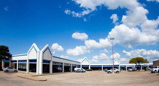 Plus de détails pour 7455 S Hulen St, Fort Worth, TX - Local commercial à louer