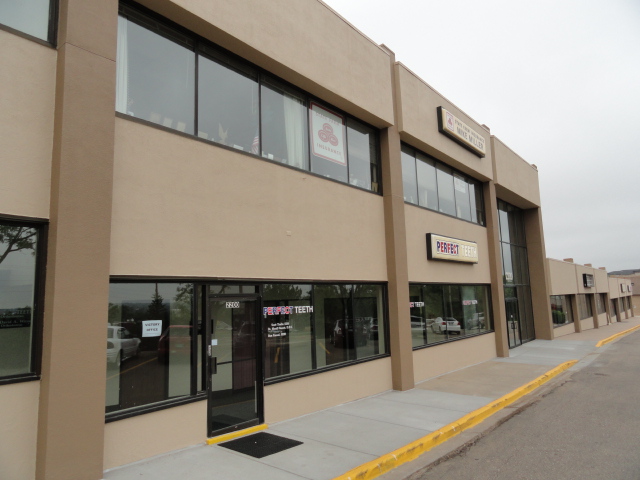 2200 E 104th Ave, Thornton, CO à louer - Photo de l’immeuble – Image 3 sur 15