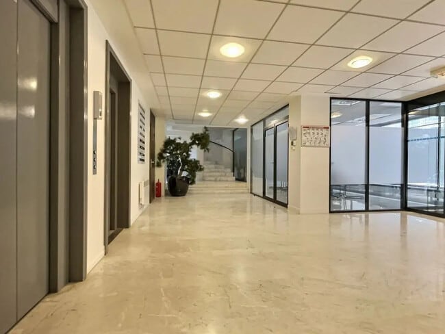 Plus de détails pour 5 Rue Sextius Michel, Paris - Bureau à louer