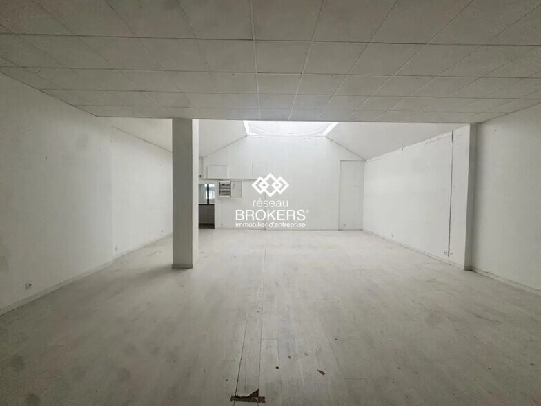 Industriel/Logistique dans Bobigny à louer - Photo intérieure – Image 1 sur 4