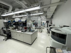 3510 Hopkins Pl N, Oakdale, MN à louer Photo intérieure– Image 2 sur 15