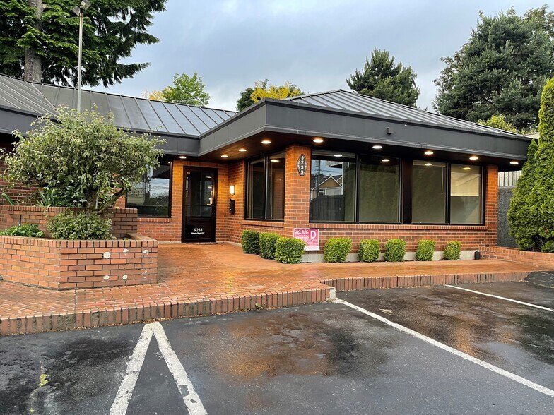9201-9221 Holman Rd, Seattle, WA à louer - Photo de l’immeuble – Image 2 sur 2