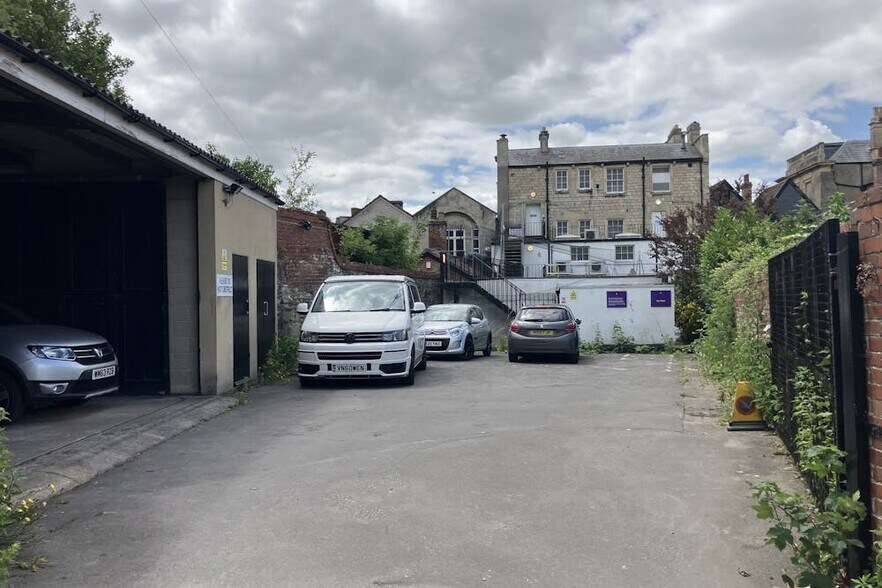 62 Fore St, Trowbridge à vendre - Photo de l’immeuble – Image 3 sur 3