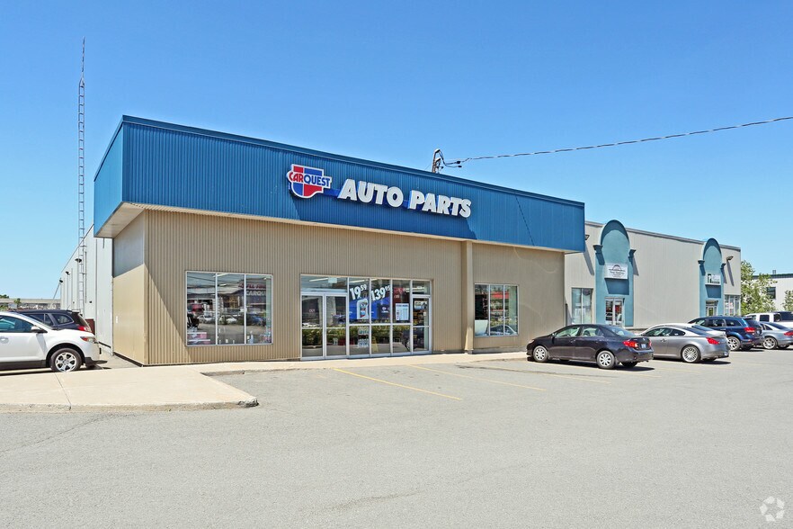 1528 Star Top Rd, Ottawa, ON à louer - Photo principale – Image 1 sur 2